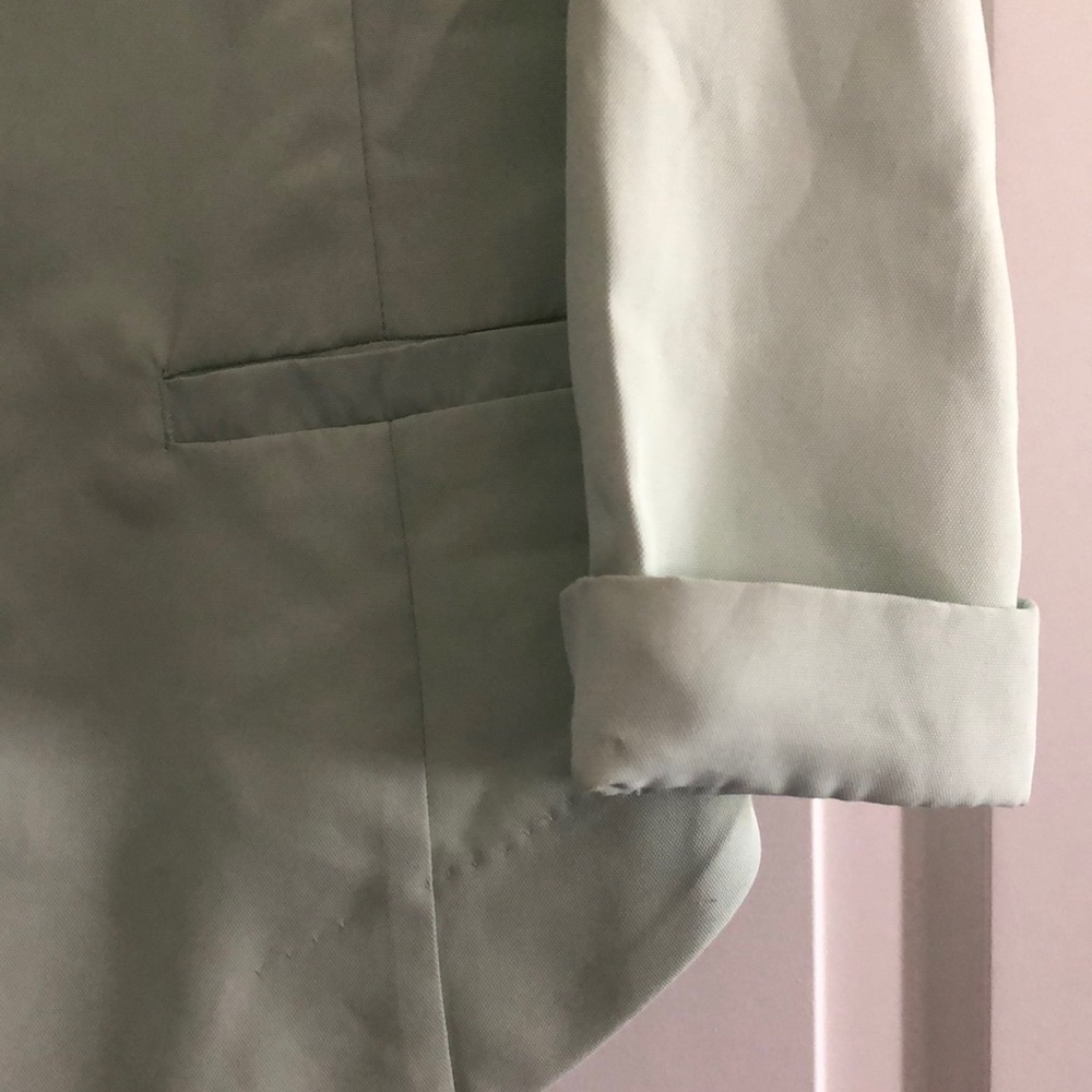 Blazer - Picture 2 of 4